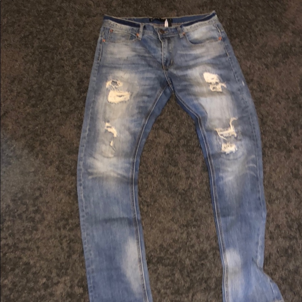 Jeans